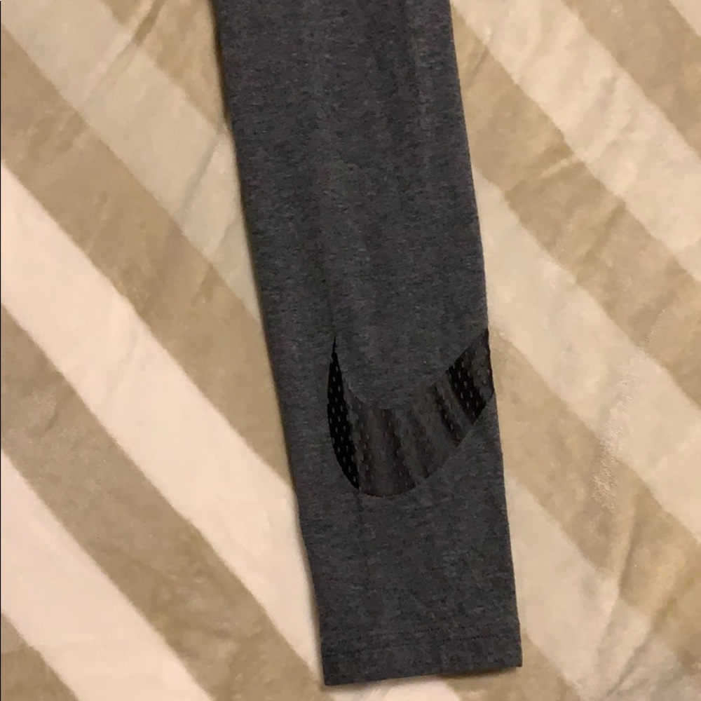 Size small Nike leggings